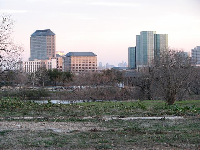 c1160 Las Colinas urban & downtown Dallas skylines 